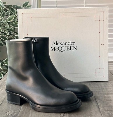 Size 10 Alexander McQueen Men s Cuban Stack Ankle Zip Leather Boots, 750383WIDY0