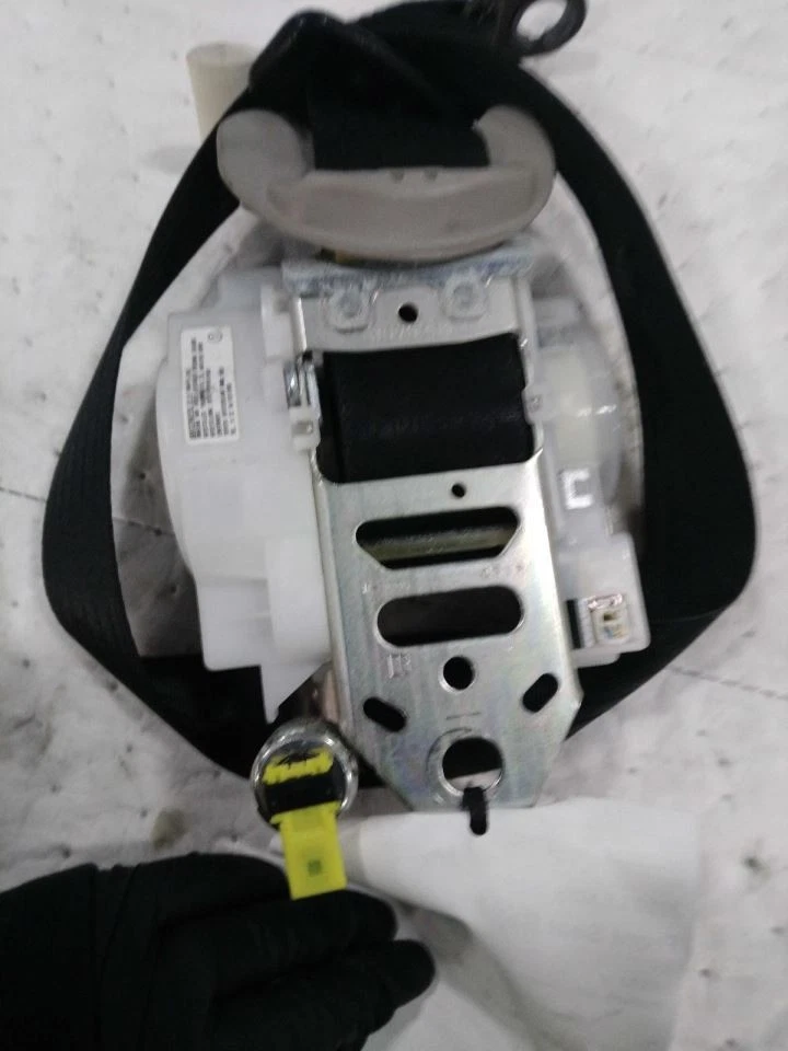 Seat Belt Front Bucket Driver Retractor Fits 10-12 LEXUS IS-F 577723 - Image 2 of 4