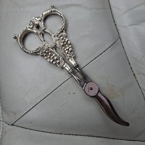 Vintage Victorian Sterling Silver Grape Shears Scissors Pre-owned No Makers Mark
