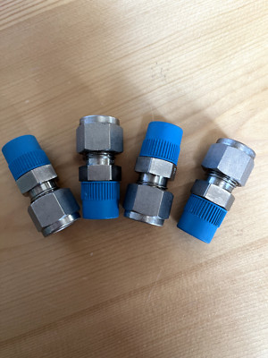 Set of 4 Swagelok 3/8'' Compression x 1/4'' MNPT Connector SS - (Free Shipping)