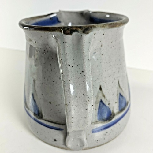 Jarra de agua de cerámica de estudio esmaltada de gres lanzada a mano de 5-1/4" de alto firmada - Imagen 4 de 10