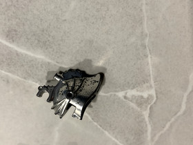 LEGO Knight's Kingdom Cedric the Bull - Chrome silver dragon helmet (4818)