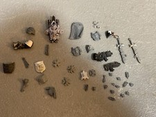 A23301 WARHAMMER 40K SPACE MARINES BLACK TEMPLARS BITS LOT BACKPACK OATHS GW