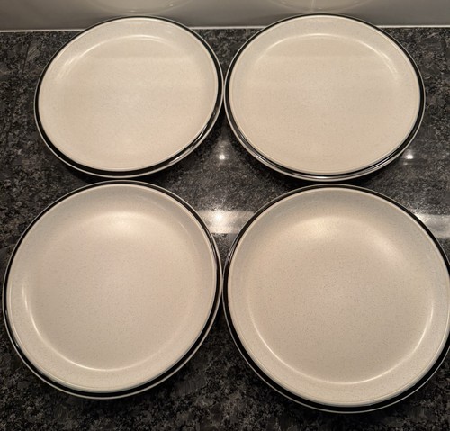 Usado en Excelente Condición Lote de (4) Platos de Ensalada Noritake Folkstone TINA 8507