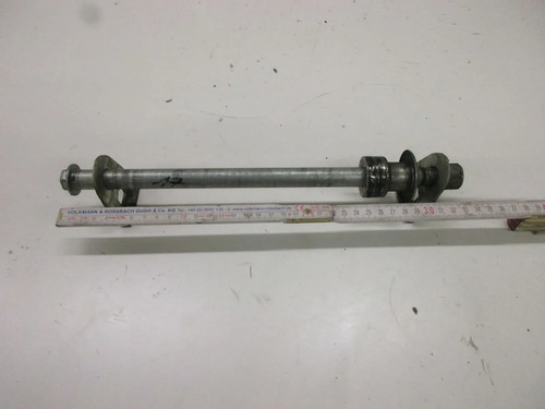 Suzuki GSX 600 F Typ AJ Steckachse hinten 17 mm Hinterrad Felge Achse axle wheel