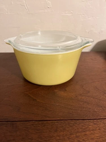 Vintage Pyrex Verde Green/Avocado Yellow casserole Bowl Small 473  1Qt