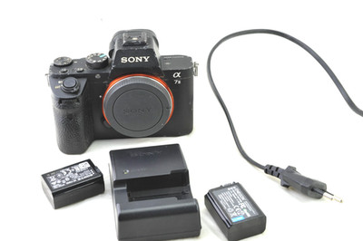 Sony  A7 II Digitalkamera ILCE-7II 24,3 MP Body, Auslösungen/shutter count 36428