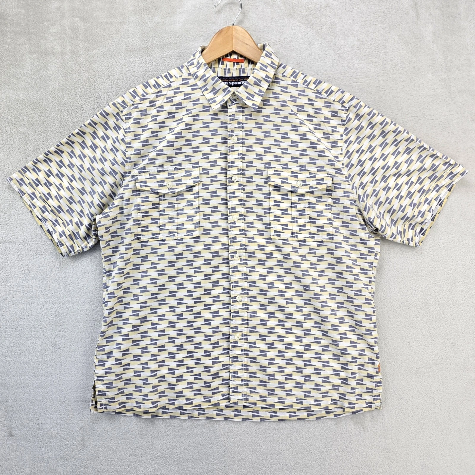 Reyn Spooner Button Up Shirt Mens XL Yellow Geometric Flags Hawaiian Aloha