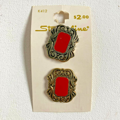 Buttons Vintage Streamline Industries Inc 2 Red and Metallic 1 1/8 '' in.