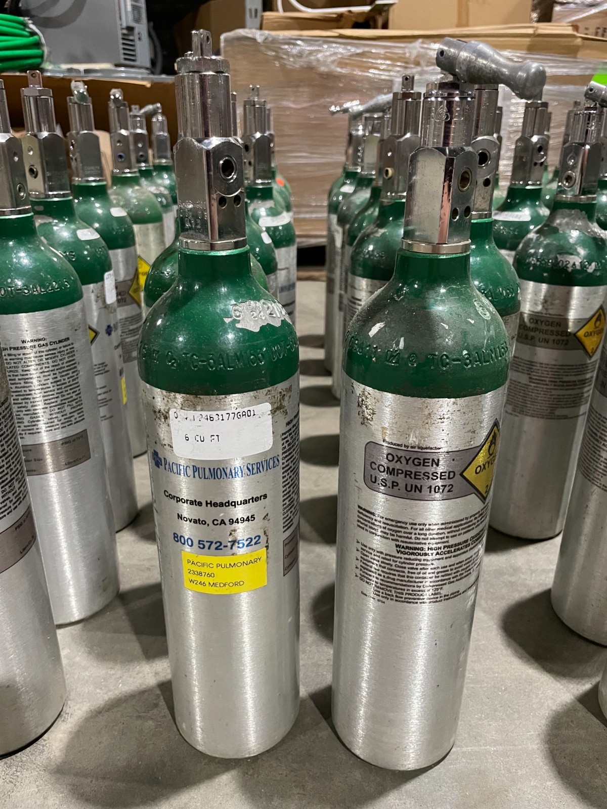 Empty O2 Tanks Lot of 47 M6 B Medical Oxygen Cylinder Empty Portable O2 Tank with Post ...