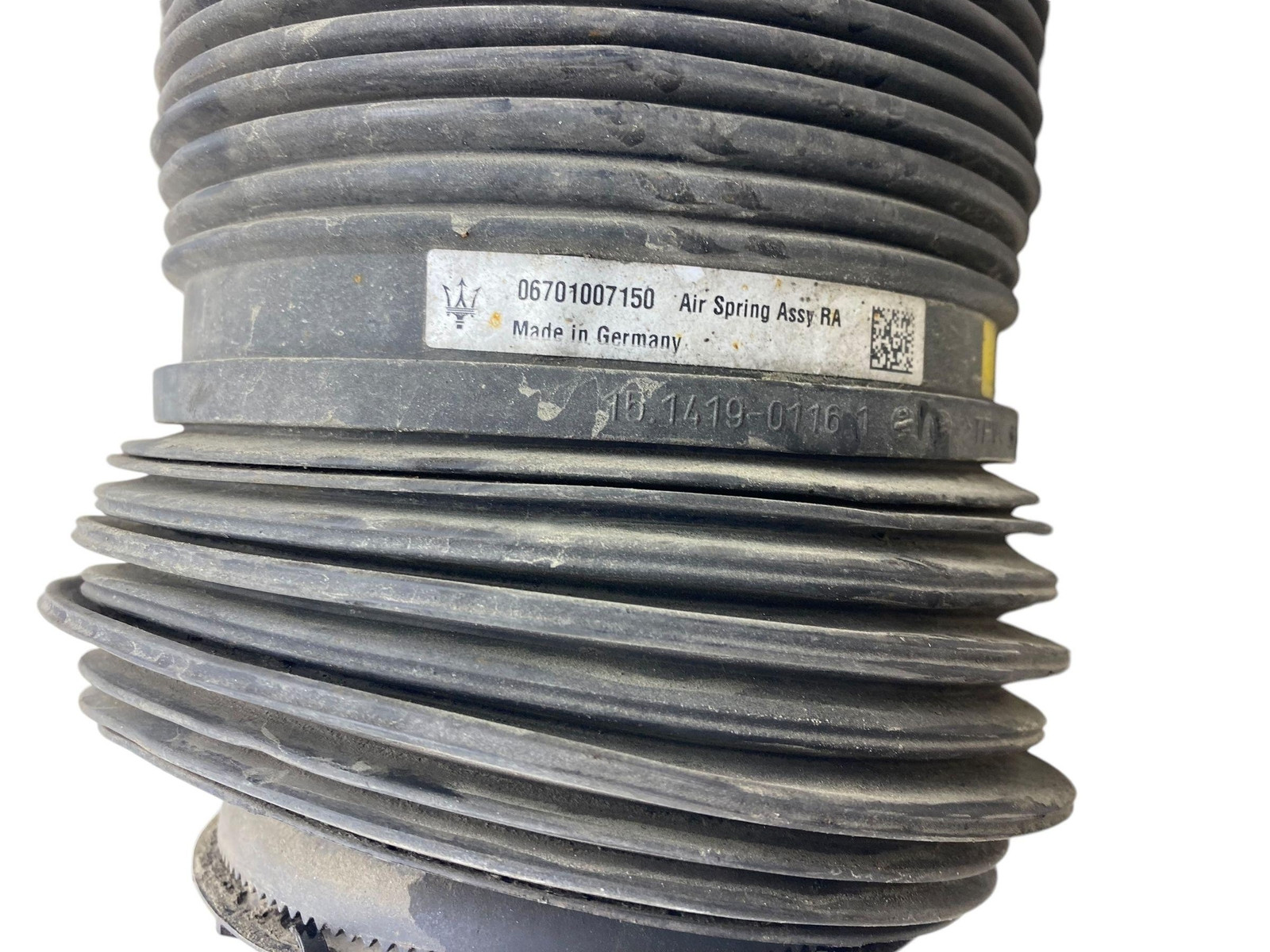 2017 - 2020 MASERATI LEVANTE M161 OEM REAR RIGHT SUSPENSION AIR COIL SPRING