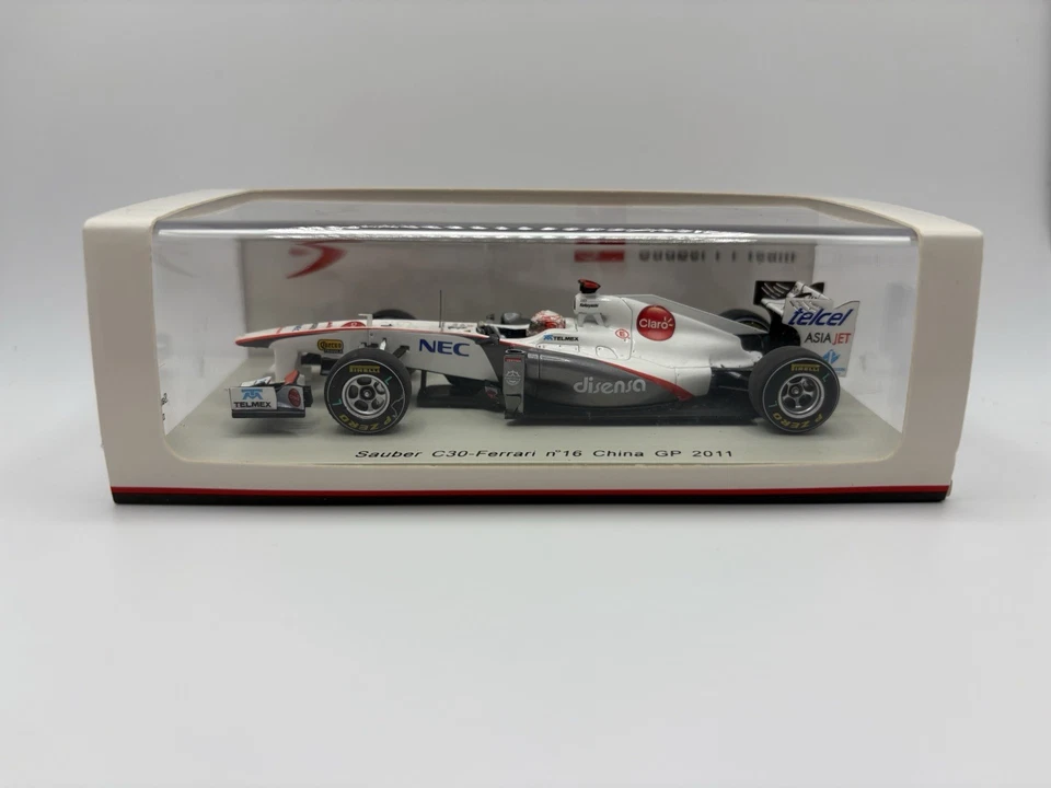 Spark S3018 SAUBER C30-FERRARI N16 CHINA GP 2011 1/43 - Immagine 2 di 4