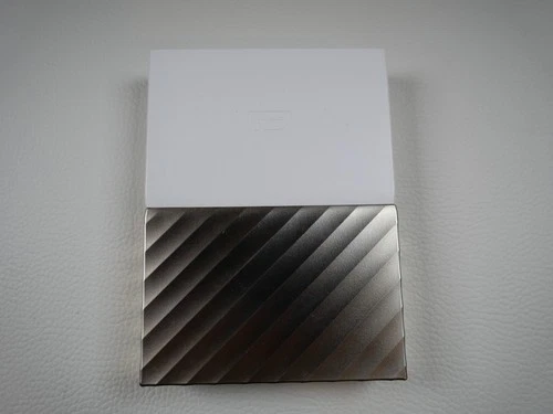 WD My Passport Ultra 4TB Externe Festplatte USB 3.0 2,5" WDBFKT0040BGD-0A