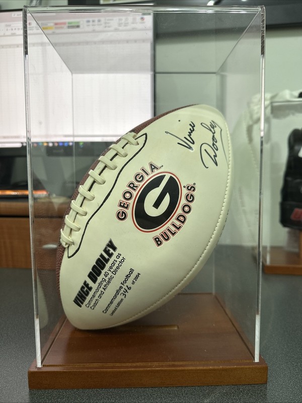 Coach Vince Dooley Signed UGA Football w/ Display Case. 1980 National Champions!