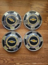 1973-87 Chevrolet Dog Dish 10 12 Hubcaps Set Of 4 C10 Truck Van 12 Ton 1973-87 Chevrolet Dog Dish 10 12 Hubcaps Set Of 4 C10 Truck Van 12 Ton