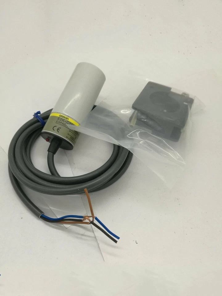 1PC Omron E2K-C25MF2 Proximity Switch Sensor  E2KC25MF2 New - Image 3 of 3