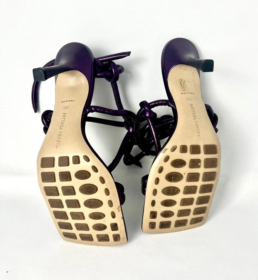 Sandalias Bottega Veneta con nudo de cuero púrpura metálico talla 39 Foto 4 de 4