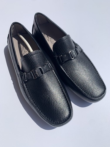 NIB Salvatore Ferragamo Mens Amer Vara 