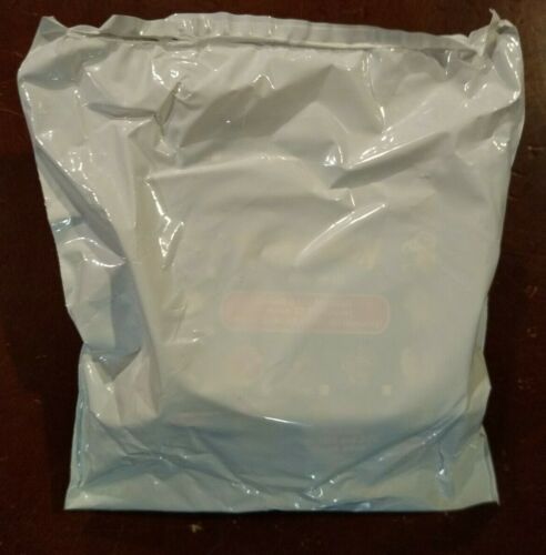 RARE Vintage 2000 Pokemon The 1st Movie, Toy Blind Bag Burger King NEW SEALED - Picture 2 of 2
