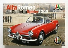 Italeri 3653 Alfa Romeo Giulietta Spider 1300 model kit