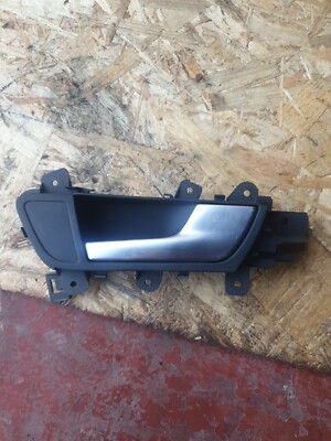 AUDI A4 DOOR HANDLE REAR RIGHT DRIVER SIDE OFFSIDE 8K0839020 SALOON B8 8K 2011