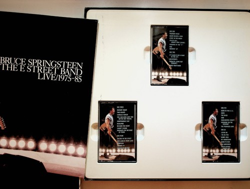 Bruce Springsteen & E Street Band Live 1975-85 Box Set 3-Cassette Tapes & Book - Picture 2 of 16