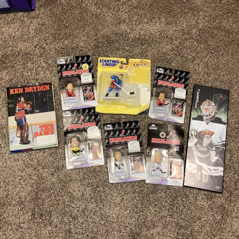 LOT OF 8 Starting Lineup, Headliners NHL Figures + Photo Plaque and Book