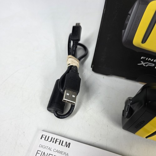 Fujifilm Finepix XP130 16MP Waterproof Digital Camera Powers On Parts Or Repair - Picture 4 of 14
