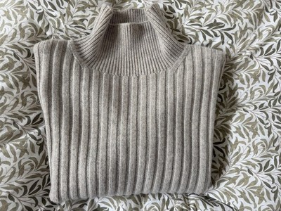 Schöner Wollpullover 100 % Wolle H & M Gr. M