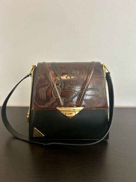 Alexander Leather Bag - Made in Italy, Adjustable Strap, Excellent Condition!