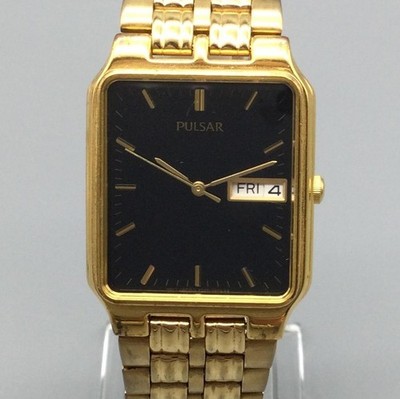 Pulsar Mens Watch 29mm Black Dial Gold Tone Day Date V733-5000 New Battery 7.25''
