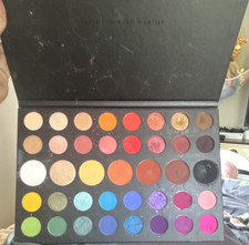 Morphe x James Charles Eyeshadow Palette Pres...