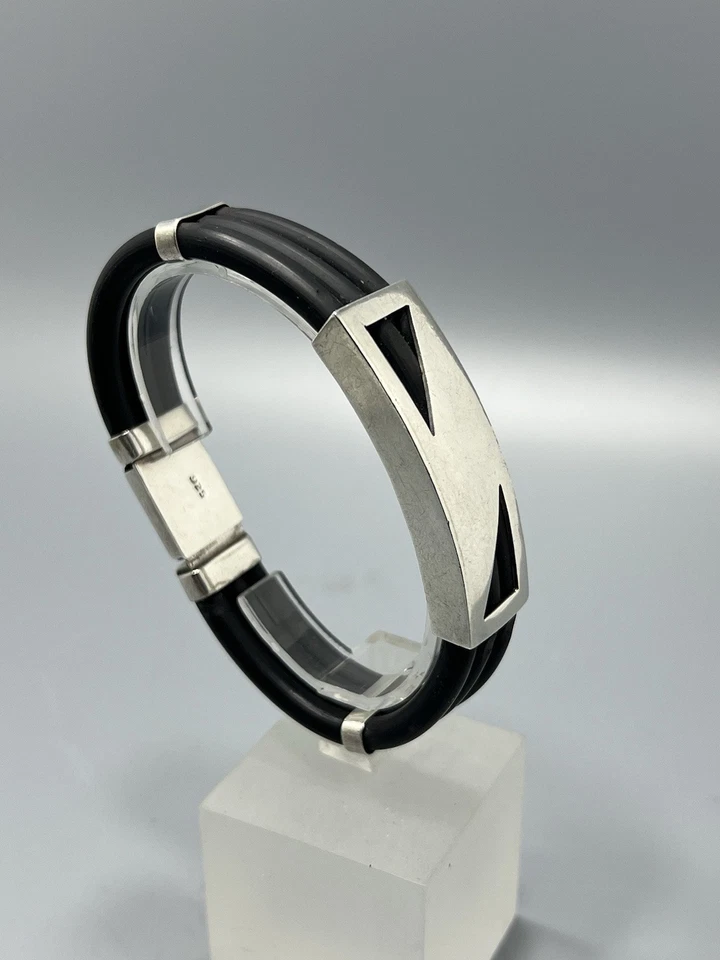 Pulsera de plata de ley y goma para hombre Foto 2 de 4