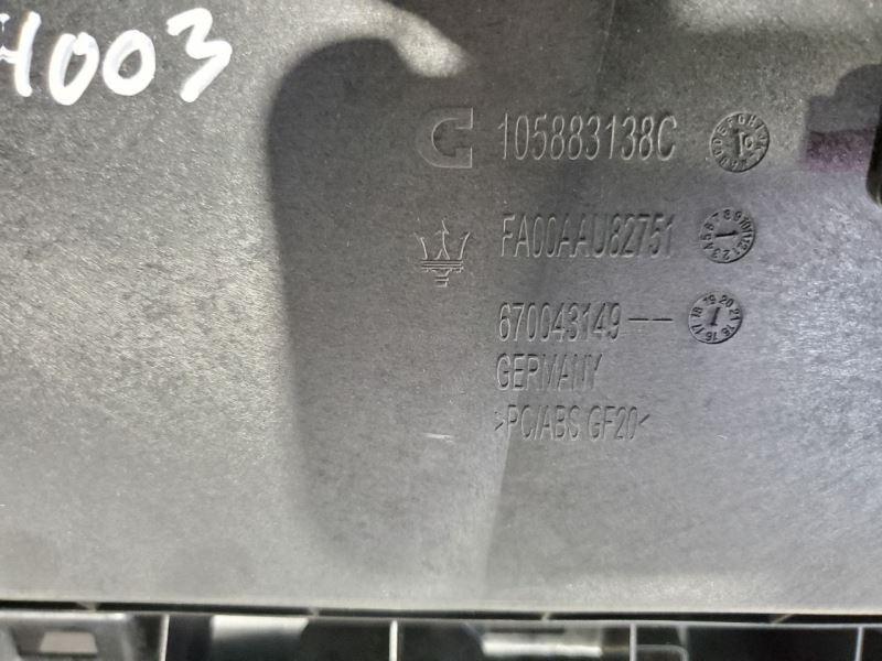 2017 2018 2019 2020 2021 2022 Maserati Levante OEM Glove Box Assembly Black