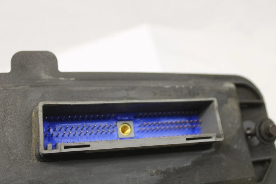 Engine ECM Electronic Control Module 3.0L Automatic Fits 04 ESCAPE 1409883 Foto 4 de 4