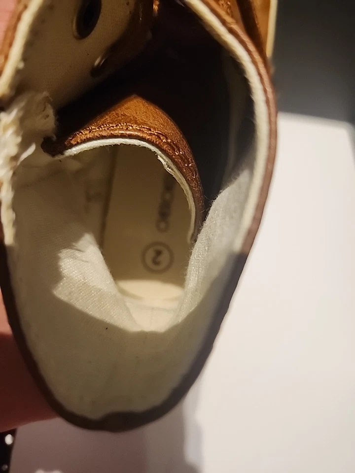 Zapatos con cordones para niños talla 2 Foto 3 de 4