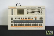 Roland TR-707 Rhythm Composer Classic Drum Machine Sequencer