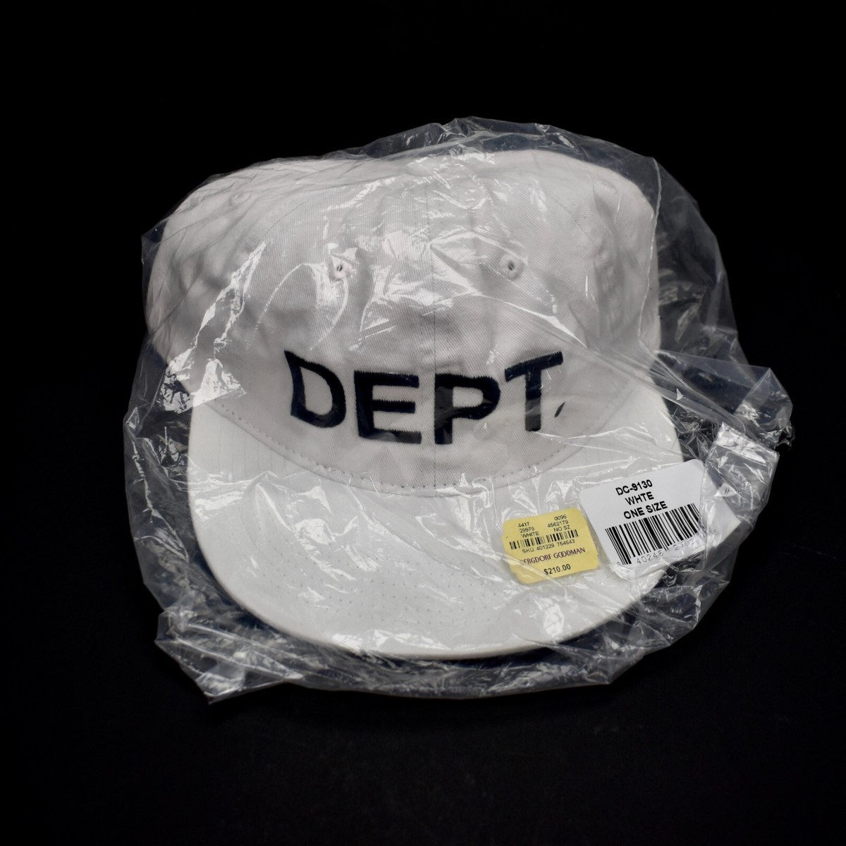 新品！GALLERY DEPT. ホワイトキャップ NWT Gallery Dept. White DEPT Logo Embroidered Snap Back Hat
