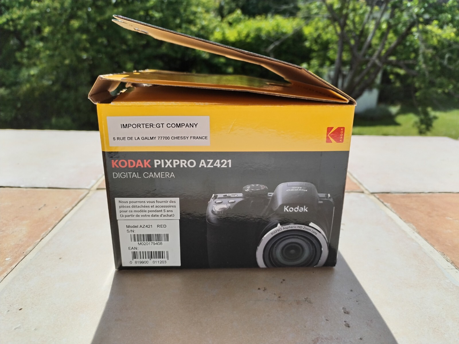 Kodak PIXPRO AZ421 rouge appareil photo compact grand angle avec écran LCD 3 pouces