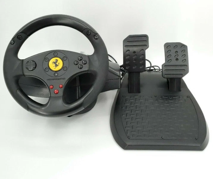 Volant et Pédalier Thrusmaster Ferrari GT Experience Racing - PS3