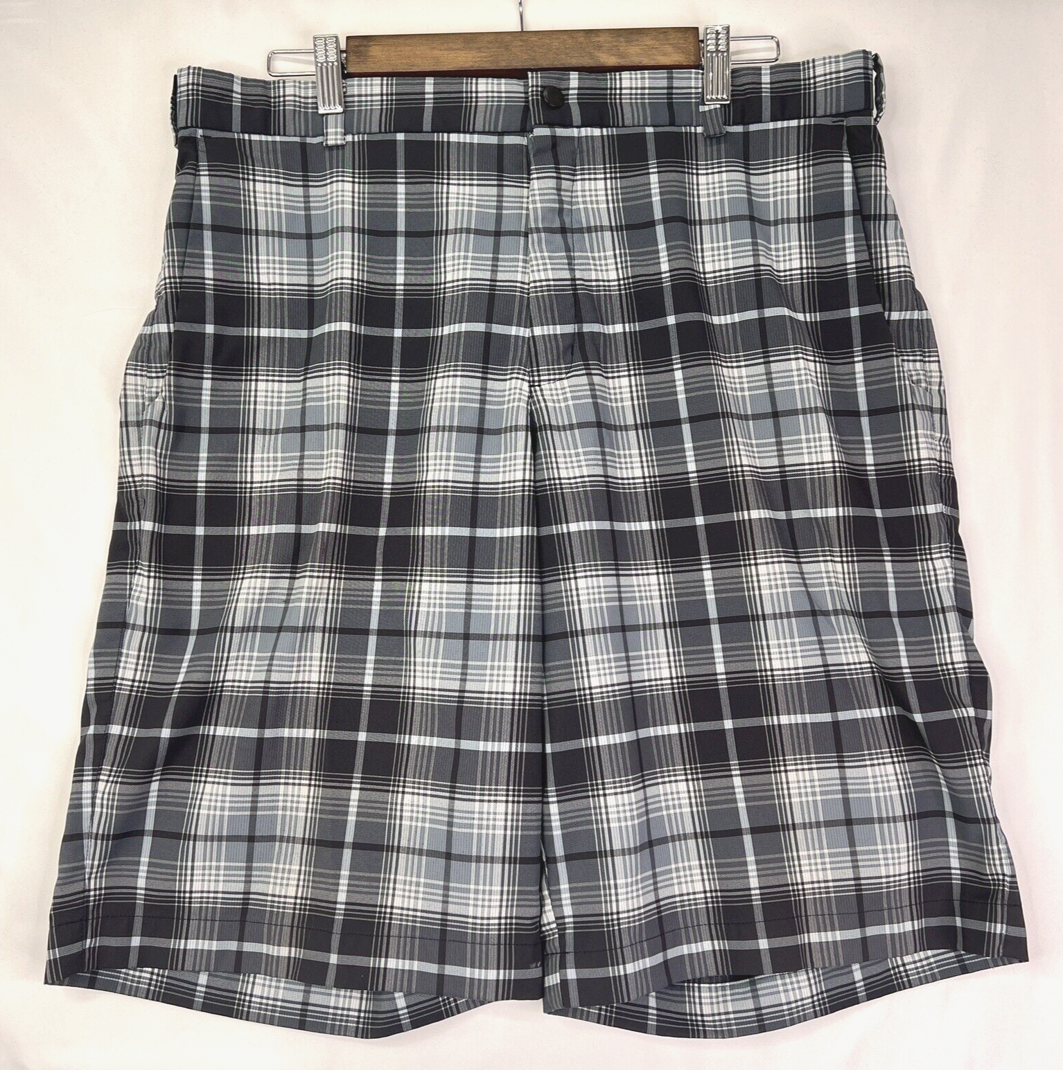 Nike Golf Shorts Mens Size 36 x 11 Black Plaid Tour Performance Dri Fit 509182