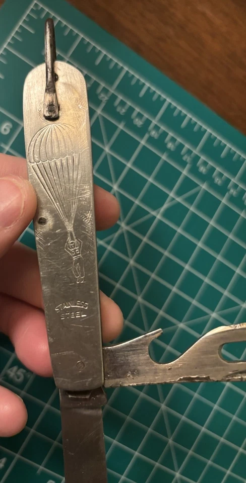 Cuchillo Plegable Réplica Paracaidista Segunda Guerra Mundial Acero Inoxidable Foto 2 de 4