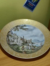 VINTAGE KAISER PORCELAIN AND GOLD WALL PLATE