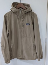 PATAGONIA JACKET BEIGE CREAM STONE SMALL MENS SPRING SUMMER LAYER