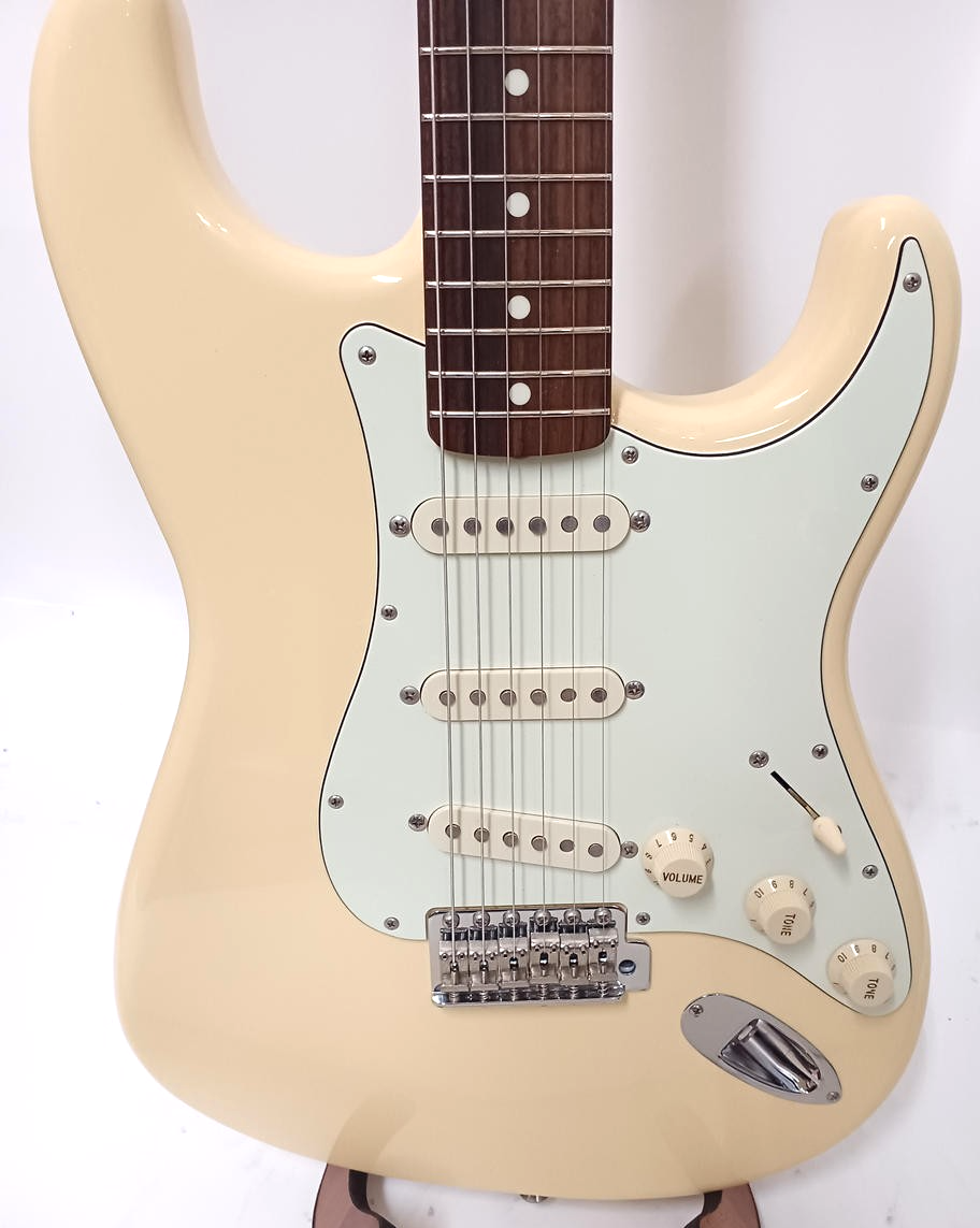 ギター ST62 Stratocaster Type nitro FENDER Stratocaster ST-62' 