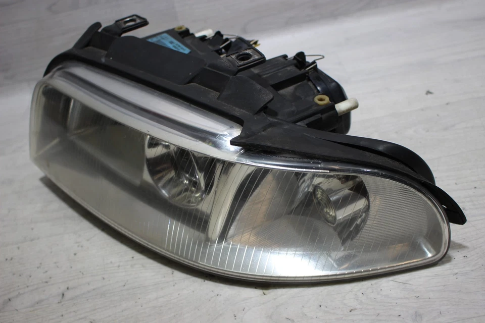 Scheinwerfer Links 8D0941003AK Valeo 89300371 Audi A4 8D Bj,00 - Bild 4 von 4