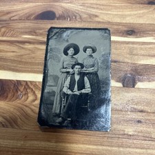 Antique Original 1/6 Tintype. Family Portrait Women Amazing Fashion Print Dress
