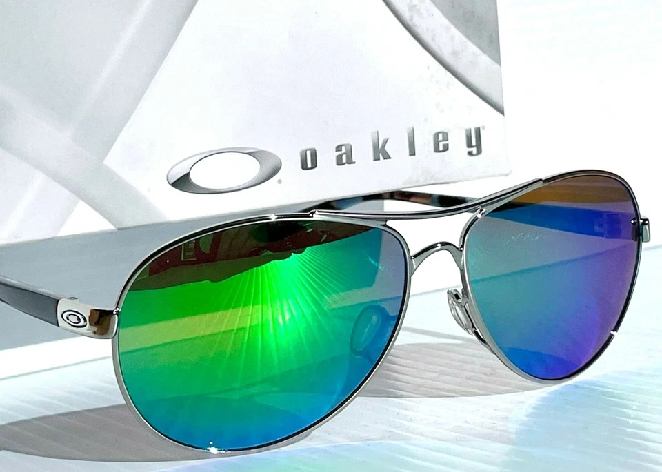 NUEVO Oakley FEEDBACK Cromo Azul con Lente POLARIZADA Galaxy Jade Verde Gafas de Sol 4079 Foto 4 de 4
