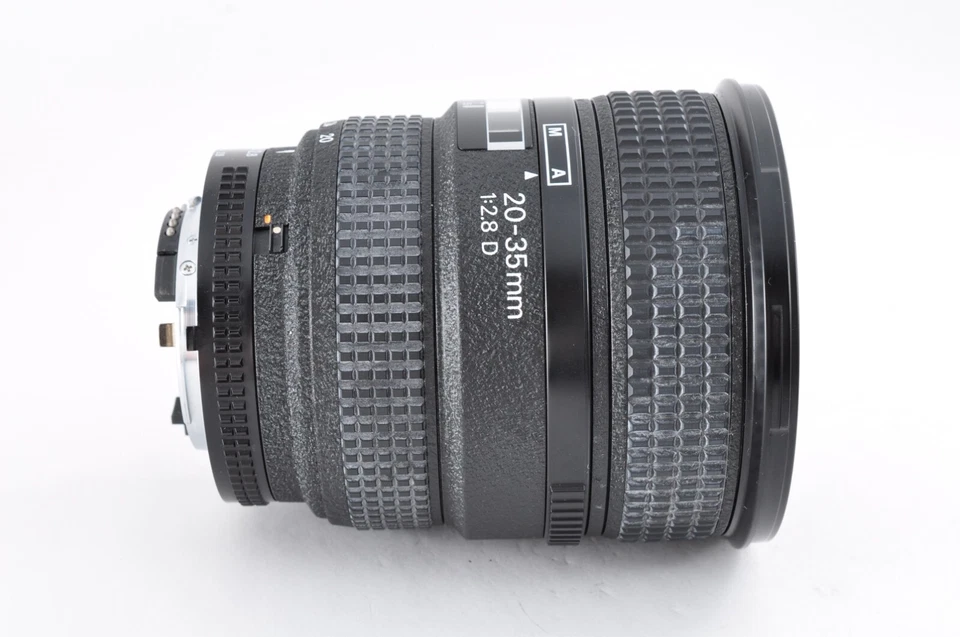 Nikon AF Zoom NIKKOR 20-35mm F2.8 D IF Wide Angle Lens From Japan [Exc+4 w/Hood] - Image 4 of 4