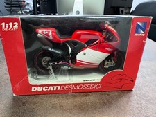 Ducati Desmosedici Troy Bayliss MotoGP 1/12 New-Ray